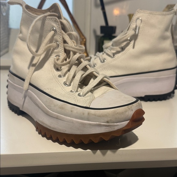 Converse Women's White Platform High-Tops - Picture 8 of 10